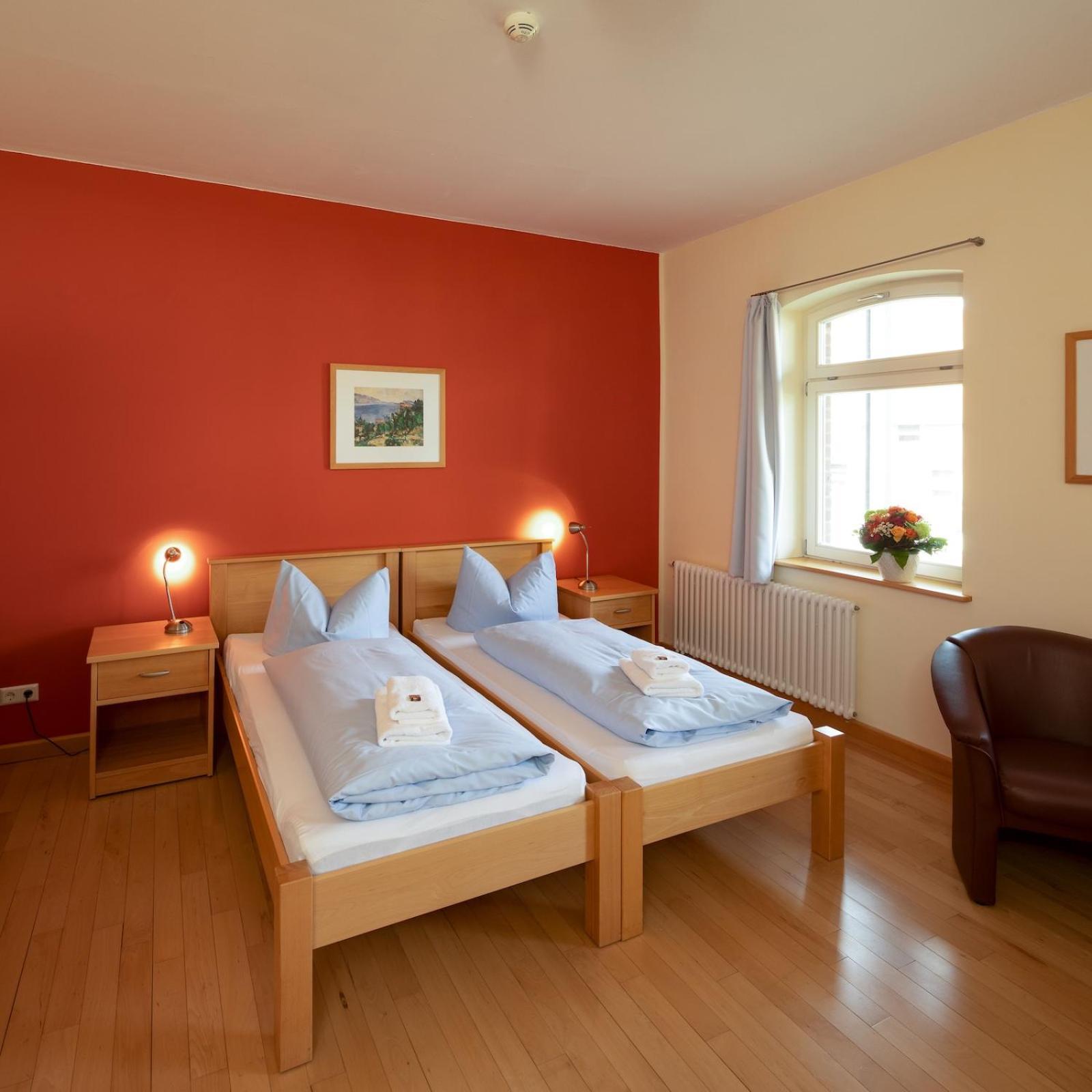 Biohotel Stiftsgut Wilhelmsgluecksbrunn Creuzburg Luaran gambar
