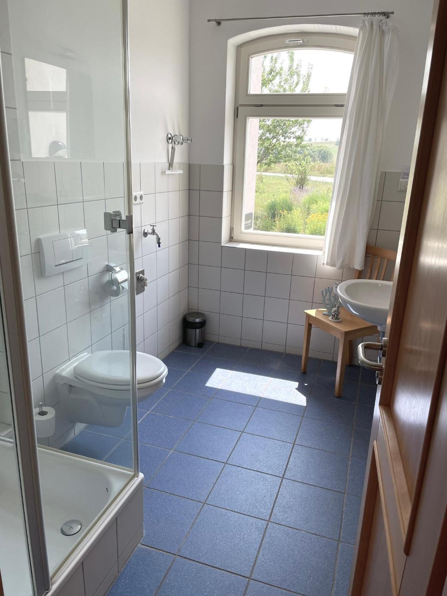 Biohotel Stiftsgut Wilhelmsgluecksbrunn Creuzburg Luaran gambar