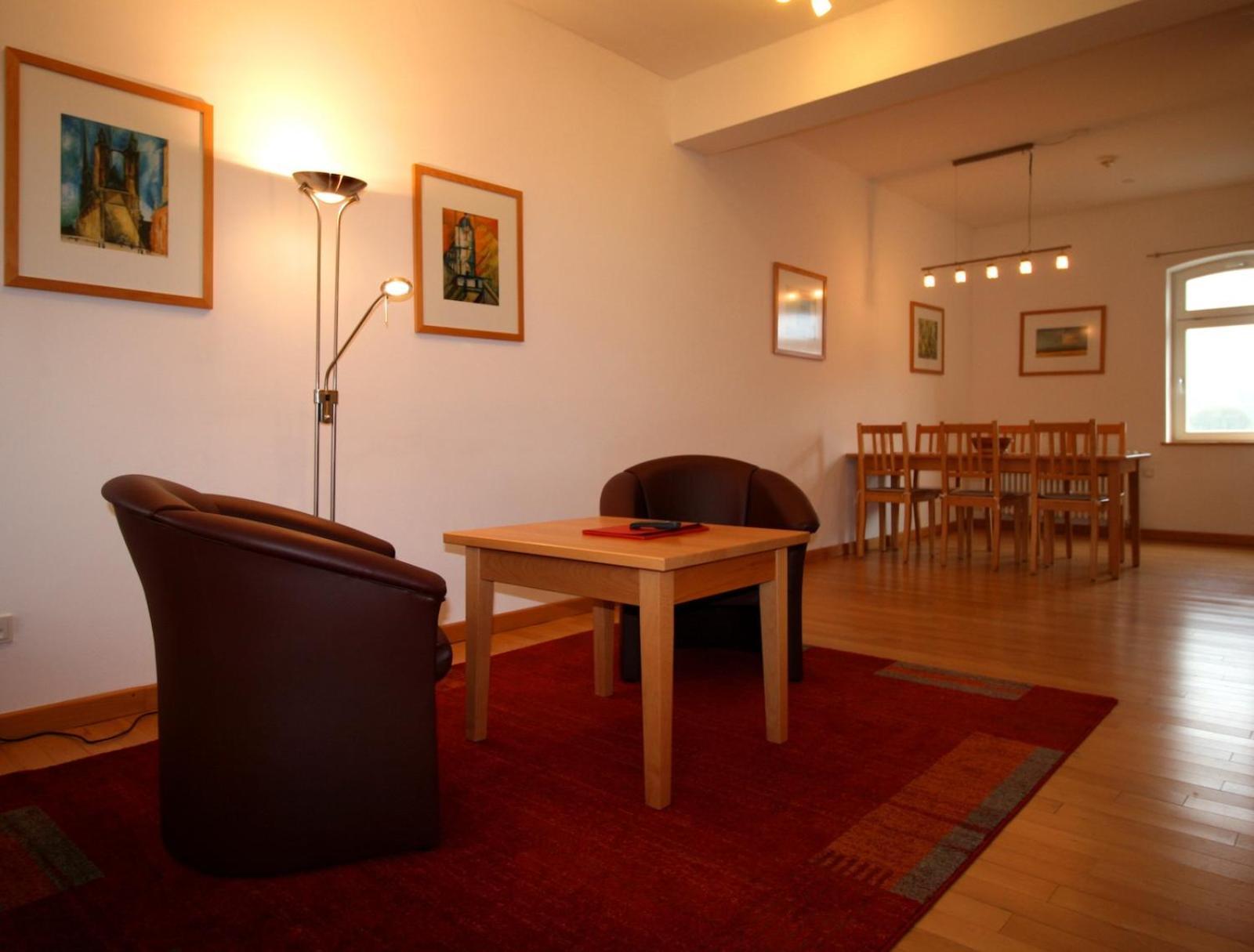 Biohotel Stiftsgut Wilhelmsgluecksbrunn Creuzburg Luaran gambar
