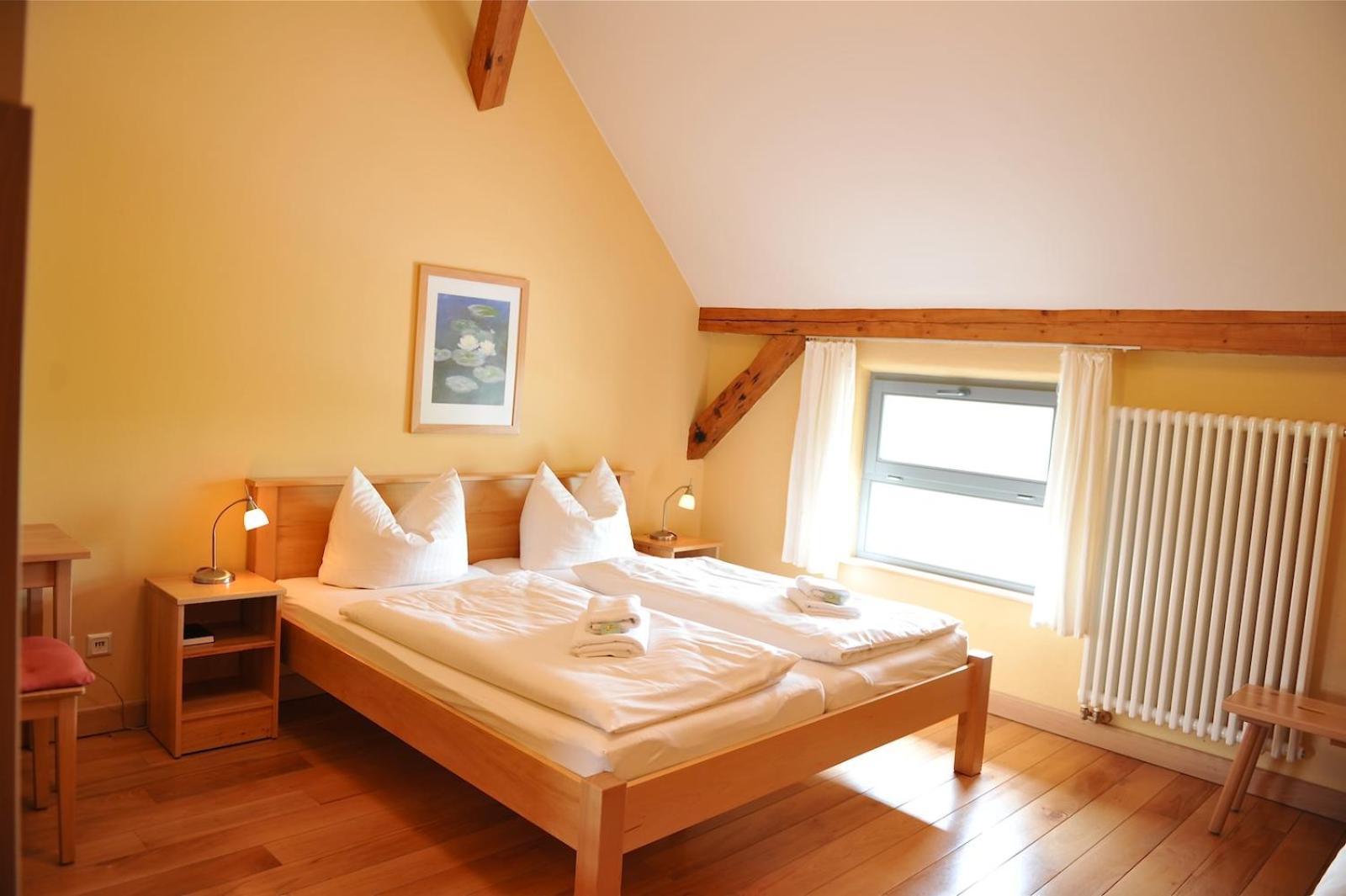 Biohotel Stiftsgut Wilhelmsgluecksbrunn Creuzburg Luaran gambar